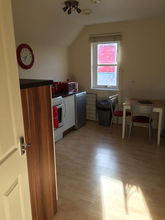 פורס 6 Varis Apartments מראה חיצוני תמונה